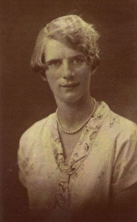 cundall/images/Mary_Ann_Cundall_1909_in1929