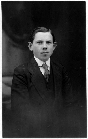 frankland/images/Walter_Frankland_1896_in1917ish