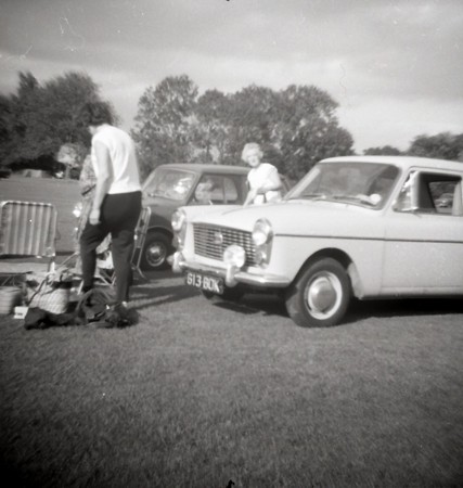 thomas/images/Gordon_David_Thomas_1921_Cars_in19xx_Austin A40_Farina_Mark_I