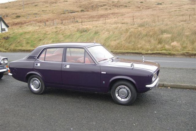 thomas/images/Roger_Nicholas_Thomas_1950_Cars_in1976_Morris_Marina_1