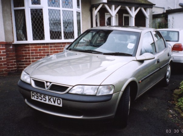 thomas/images/Roger_Nicholas_Thomas_1950_Cars_in1998_Vectra_01