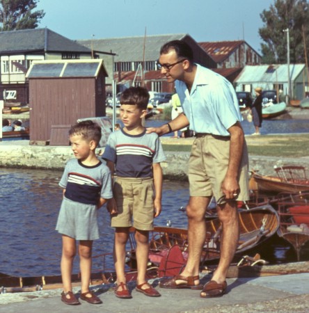 thomas/images/Roger_Nicholas_Thomas_1950_in1955_Christchurch