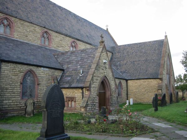 thomas/images/St_Michaels_Church_Garston_2